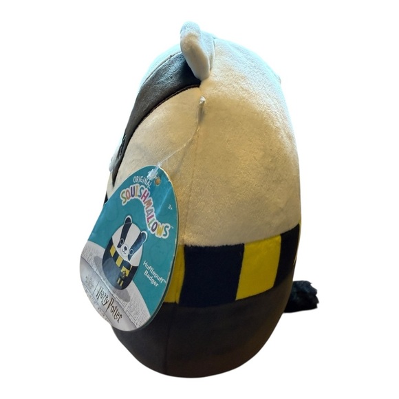 NWT Original Squishmallows Harry Potter Hogwarts House HUFFLEPUFF BADGER 8" - Picture 2 of 7